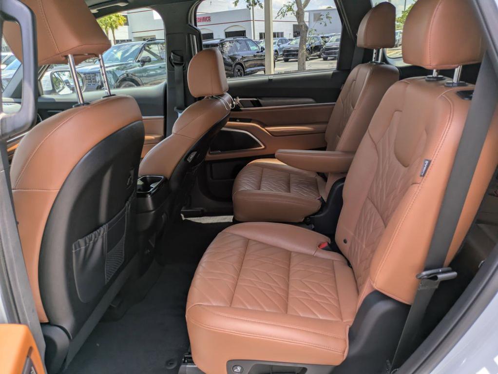 used 2025 Kia Telluride car, priced at $43,240