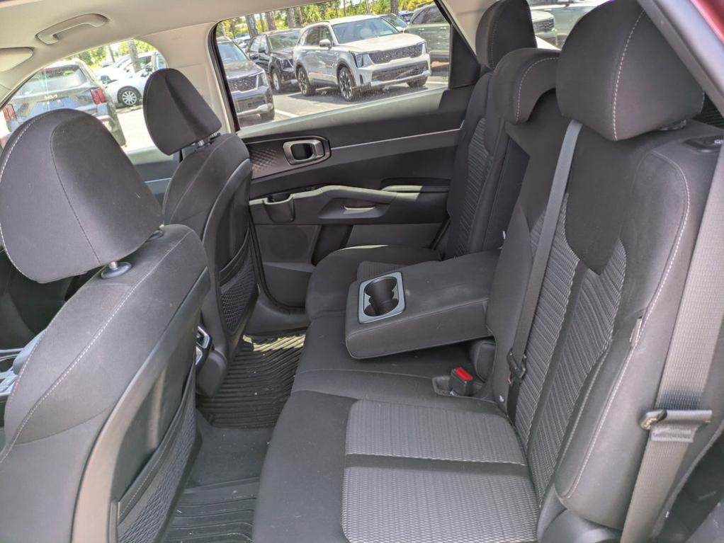 used 2025 Kia Sorento car, priced at $28,235