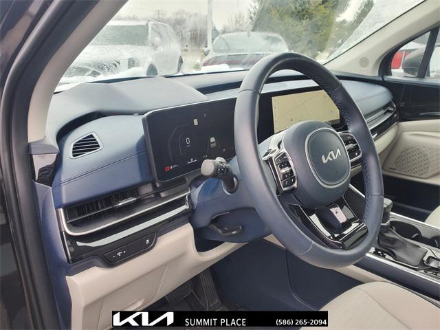 used 2025 Kia Carnival car, priced at $44,925