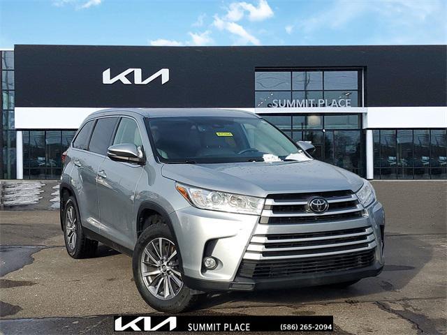 used 2019 Toyota Highlander car, priced at $22,495