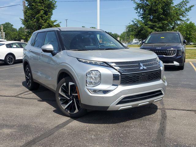 used 2024 Mitsubishi Outlander car, priced at $23,948