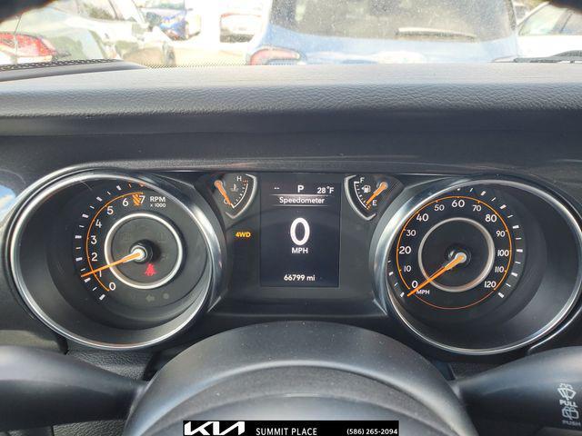 used 2022 Jeep Wrangler Unlimited car, priced at $25,915