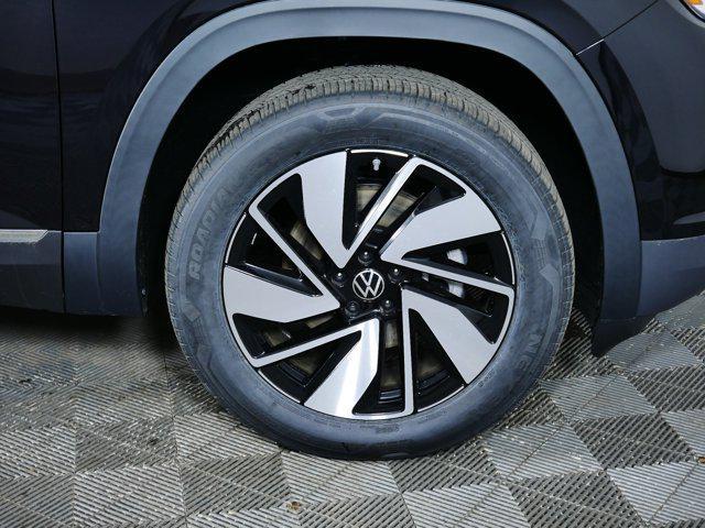 new 2026 Volkswagen Atlas car, priced at $51,015