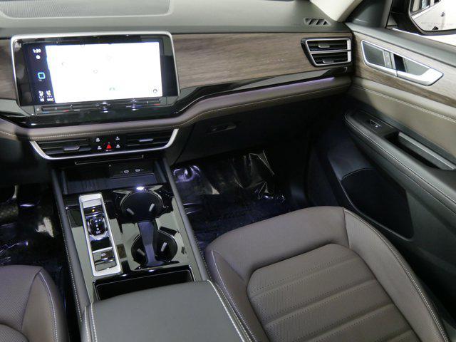 new 2026 Volkswagen Atlas car, priced at $51,015