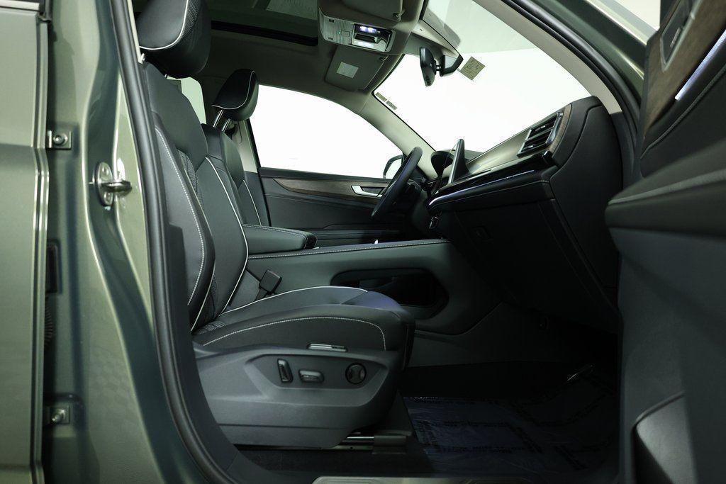 new 2026 Volkswagen Atlas car, priced at $52,935
