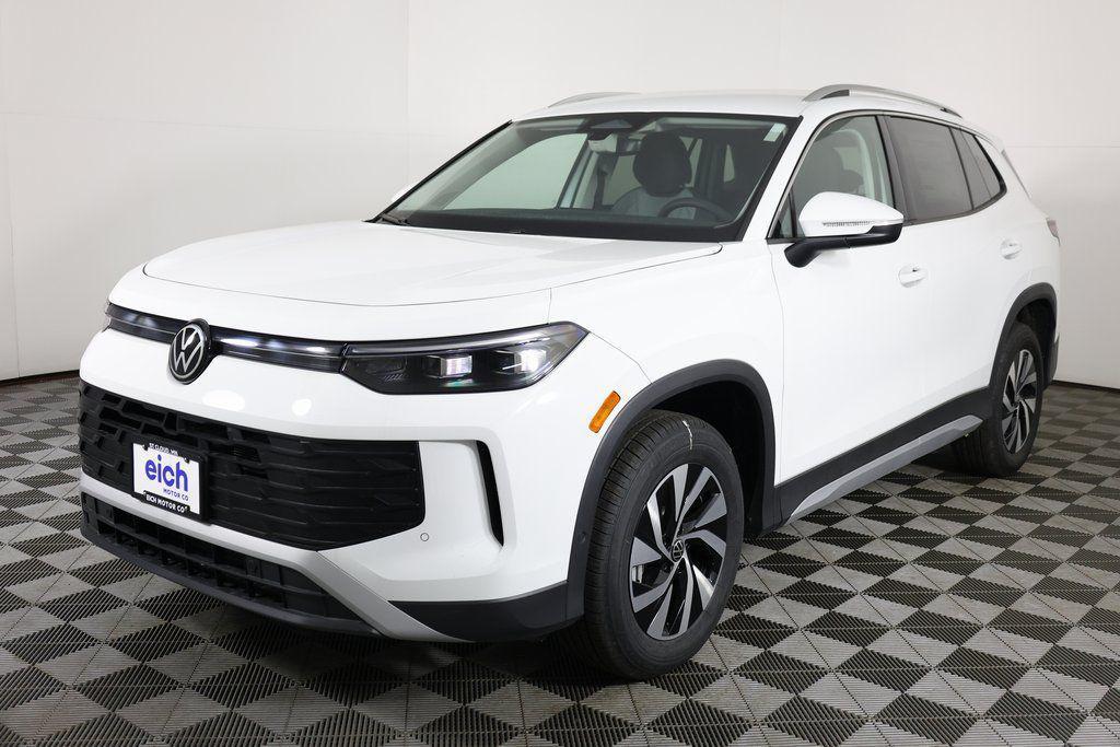 new 2025 Volkswagen Tiguan car, priced at $26,110