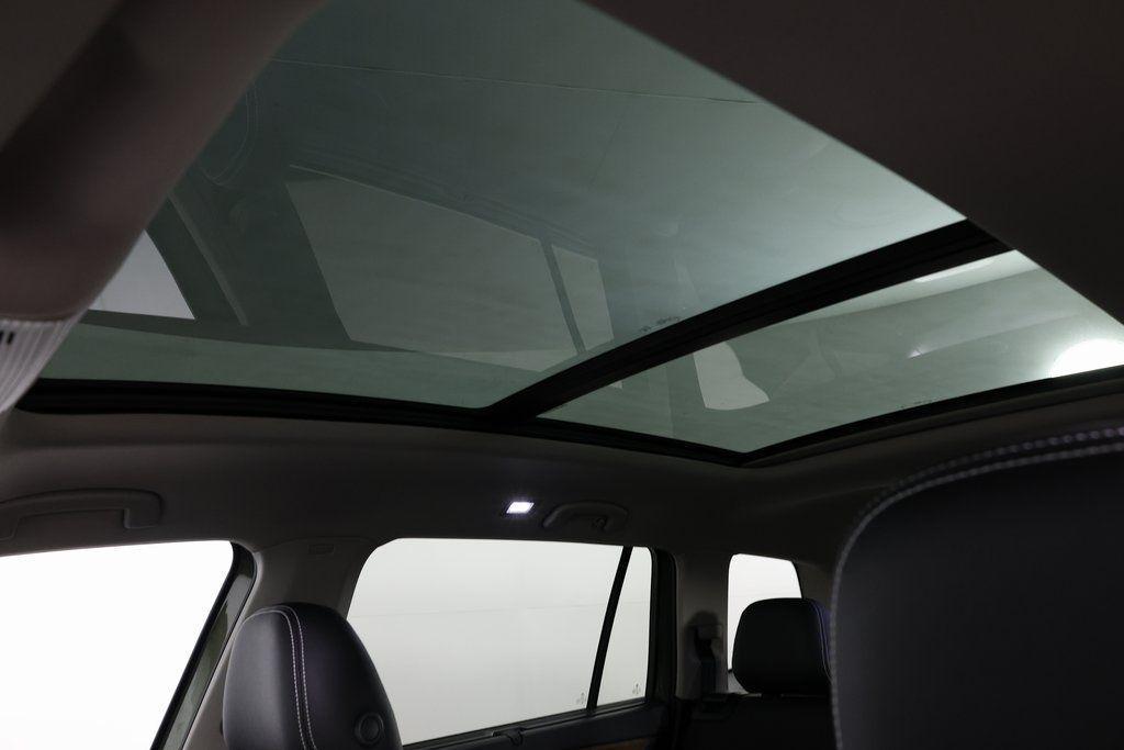 new 2026 Volkswagen Atlas car, priced at $46,425