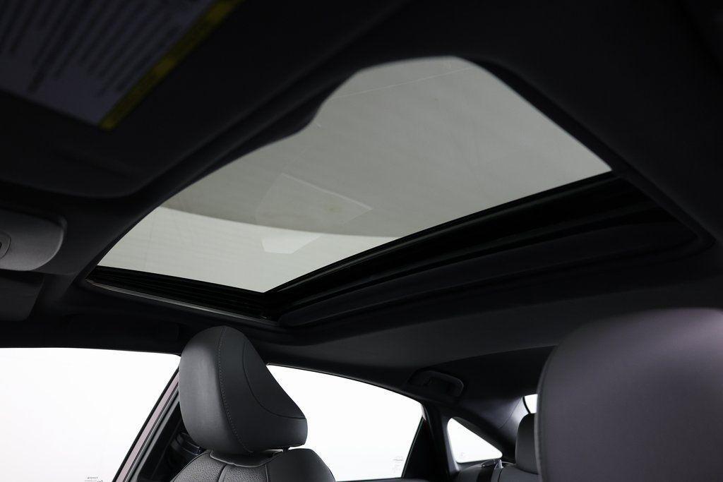 used 2020 Toyota Avalon Hybrid car, priced at $27,495