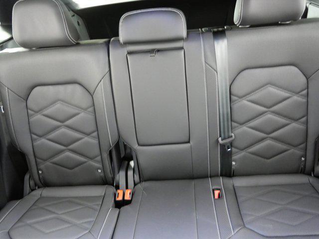 new 2026 Volkswagen Atlas Cross Sport car, priced at $44,055