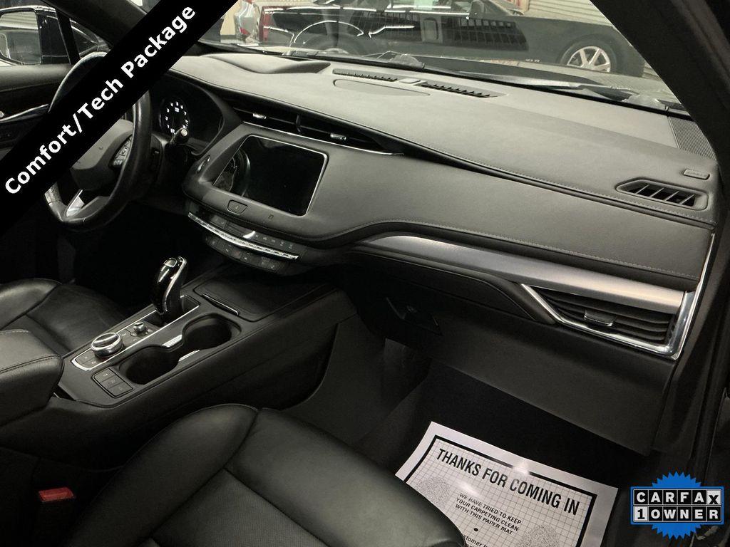 used 2021 Cadillac XT4 car, priced at $21,944