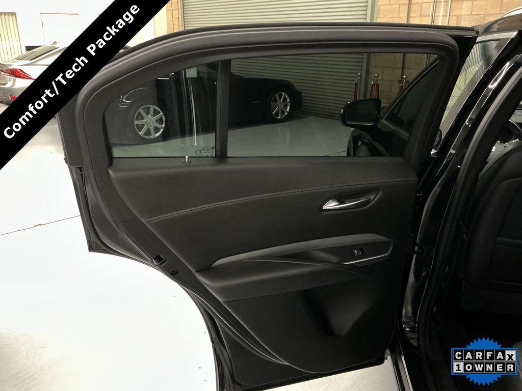 used 2021 Cadillac XT4 car, priced at $21,944