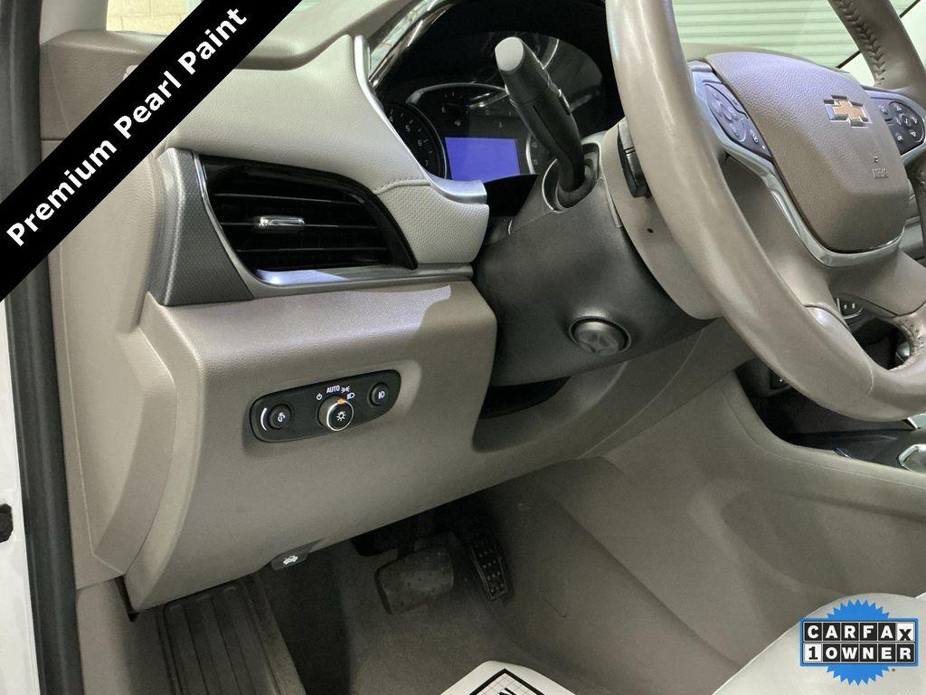 used 2021 Chevrolet Traverse car, priced at $25,543