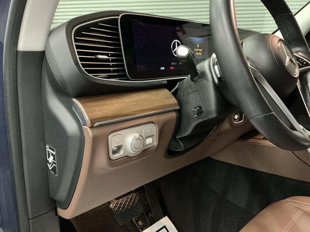 used 2024 Mercedes-Benz GLE 450 Plug-In Hybrid car, priced at $57,618