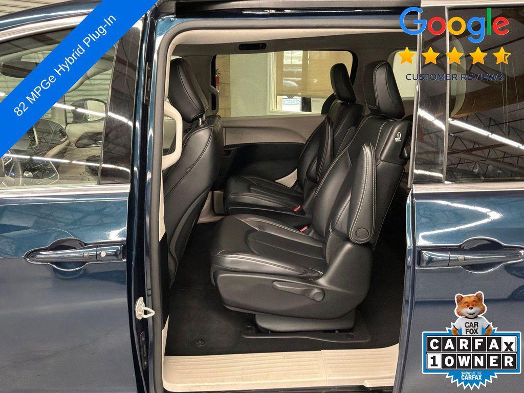 used 2023 Chrysler Pacifica Hybrid car, priced at $25,682