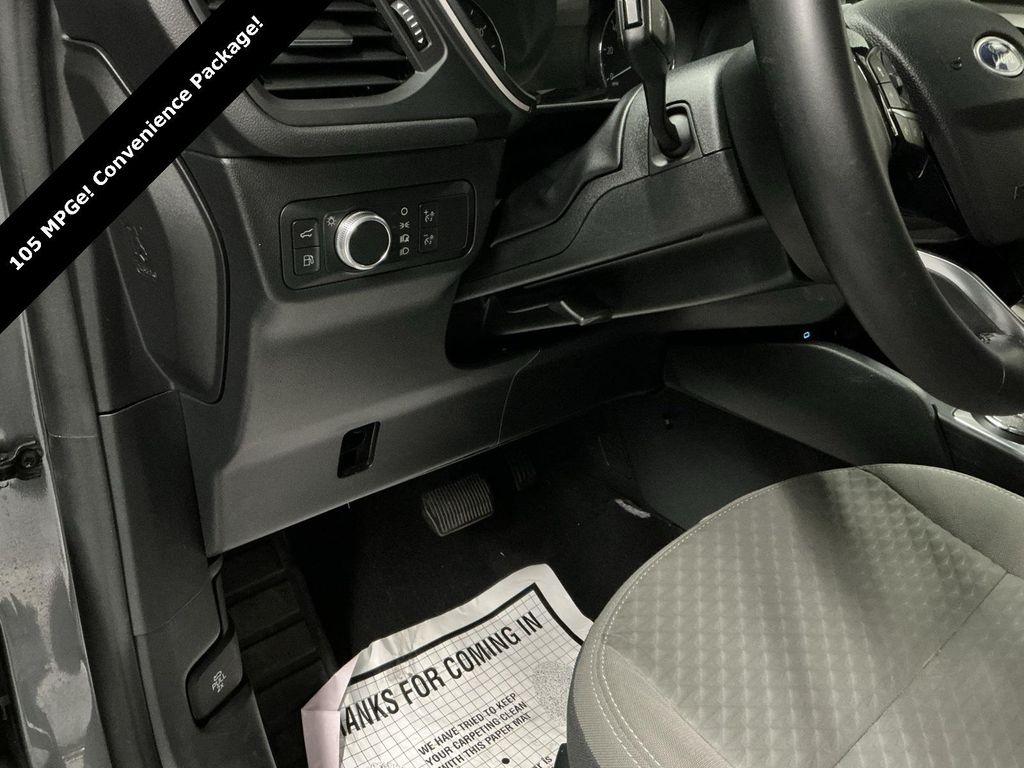 used 2022 Ford Escape car, priced at $17,908