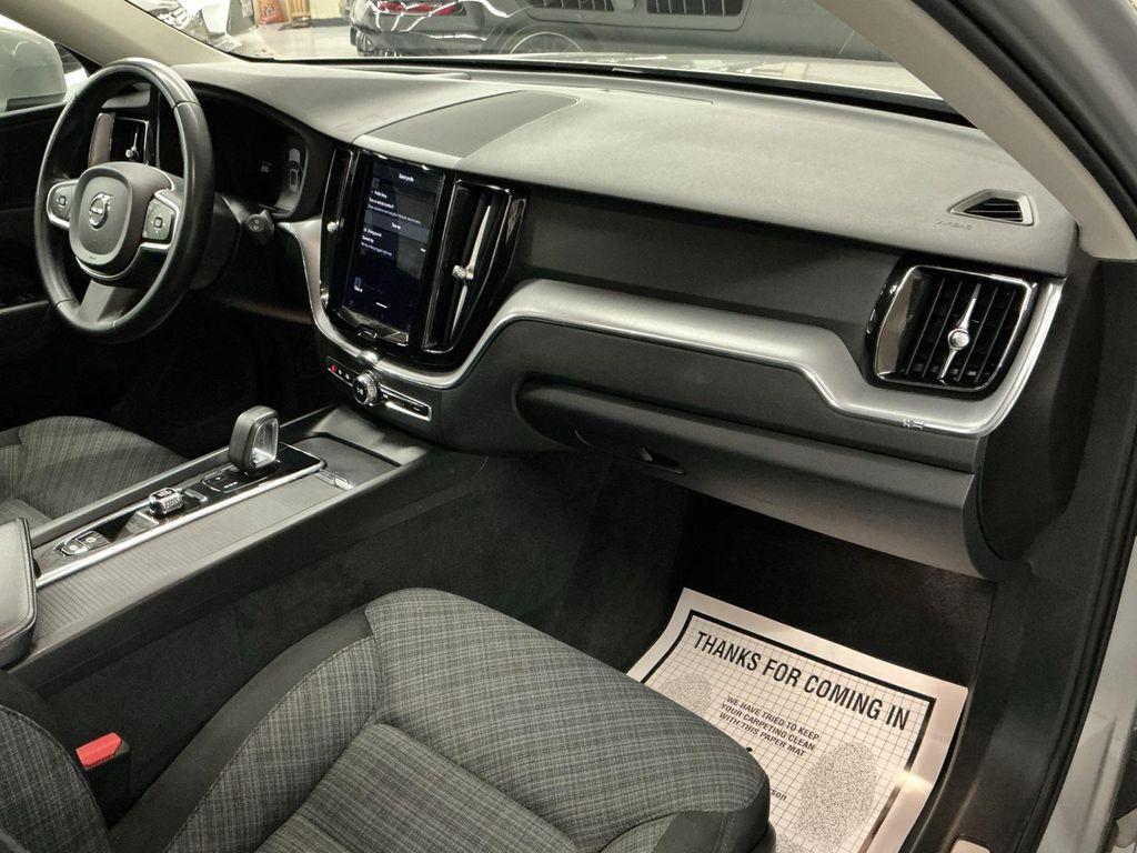 used 2022 Volvo XC60 Recharge Plug-In Hybrid car, priced at $27,310