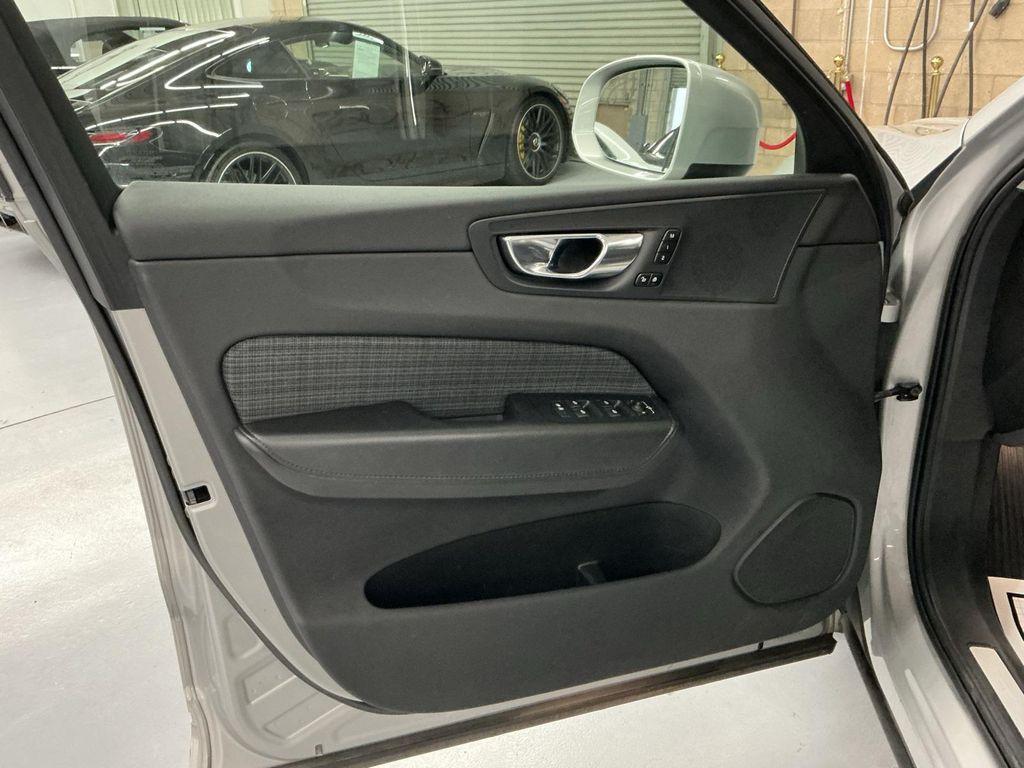 used 2022 Volvo XC60 Recharge Plug-In Hybrid car, priced at $27,310