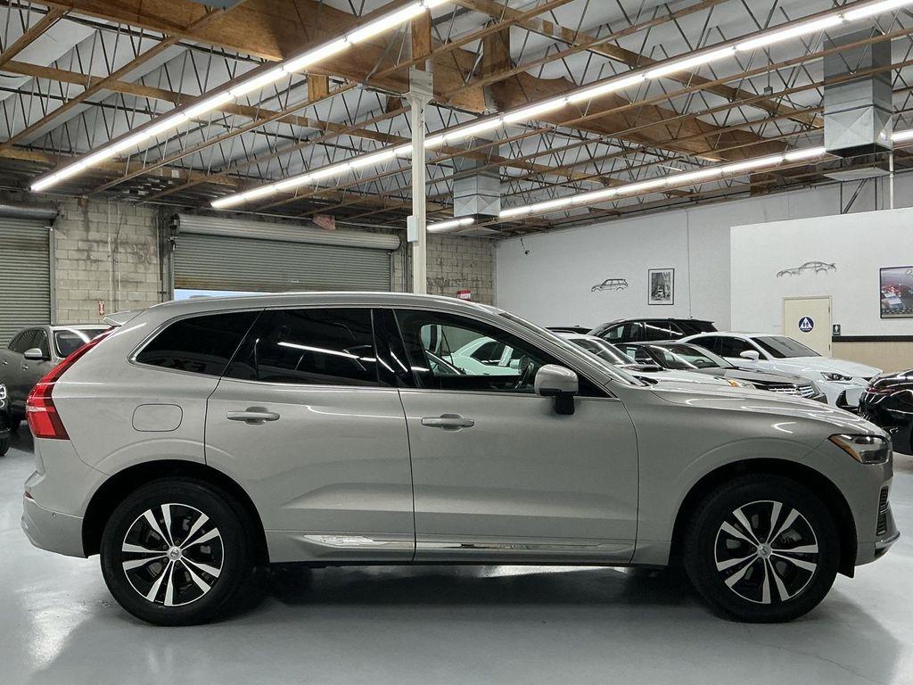 used 2022 Volvo XC60 Recharge Plug-In Hybrid car, priced at $27,310