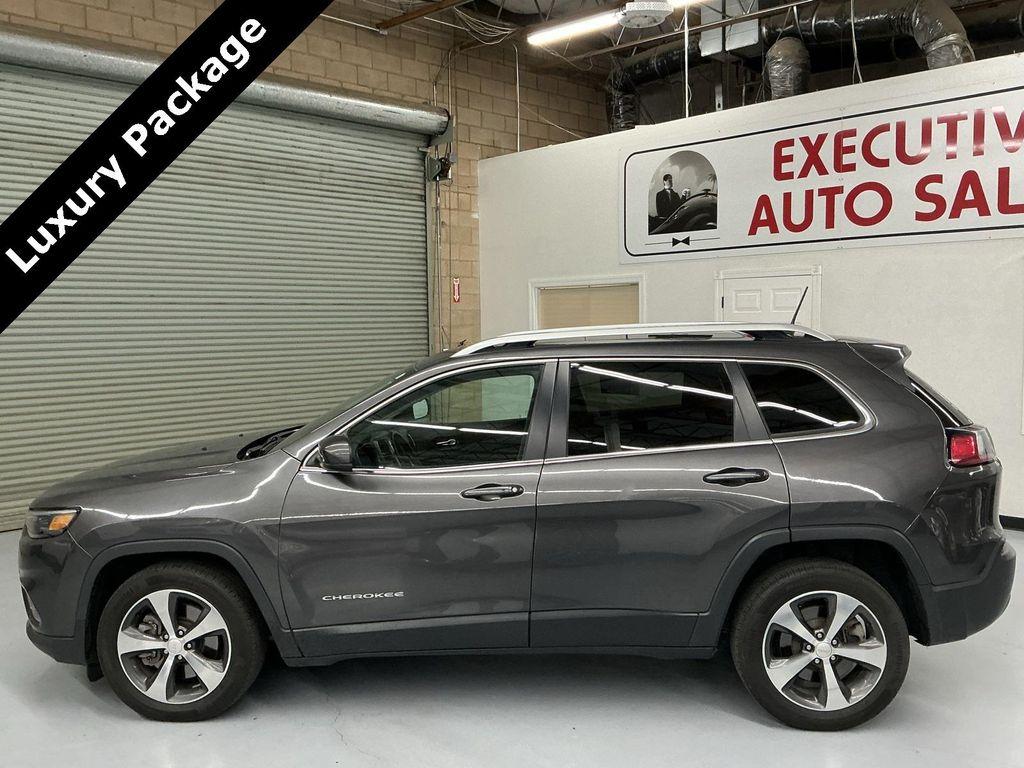 used 2019 Jeep Cherokee car, priced at $15,421