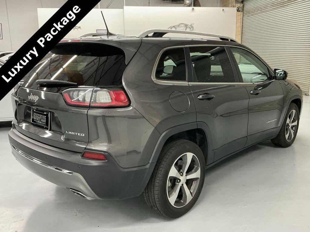 used 2019 Jeep Cherokee car, priced at $15,421