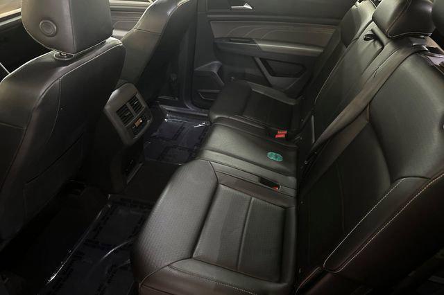 used 2021 Volkswagen Atlas car, priced at $18,995