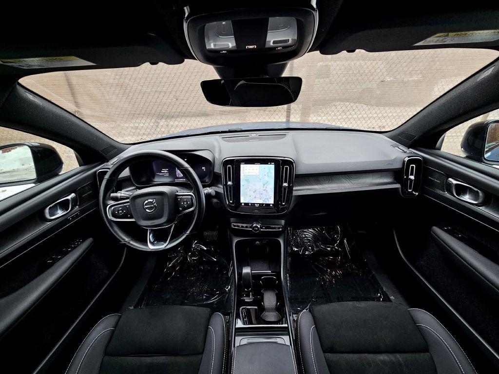 used 2022 Volvo C40 Recharge Pure Electric car, priced at $24,999