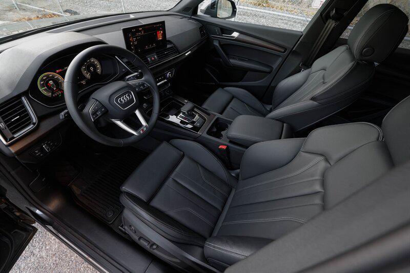 used 2024 Audi Q5 e car, priced at $41,500
