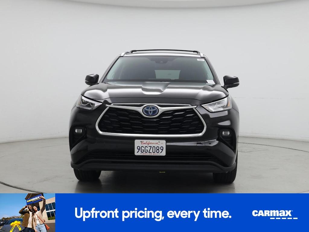 used 2020 Toyota Highlander Hybrid car, priced at $37,998