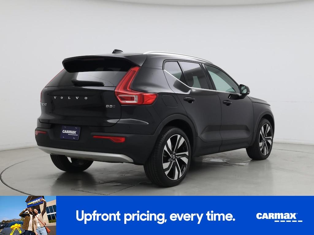 used 2025 Volvo XC40 car, priced at $31,998