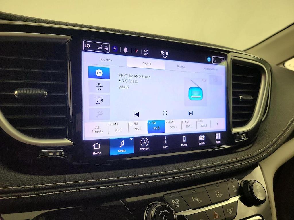 used 2022 Chrysler Pacifica Hybrid car, priced at $35,998