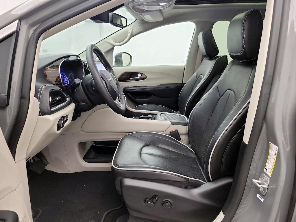 used 2022 Chrysler Pacifica Hybrid car, priced at $35,998