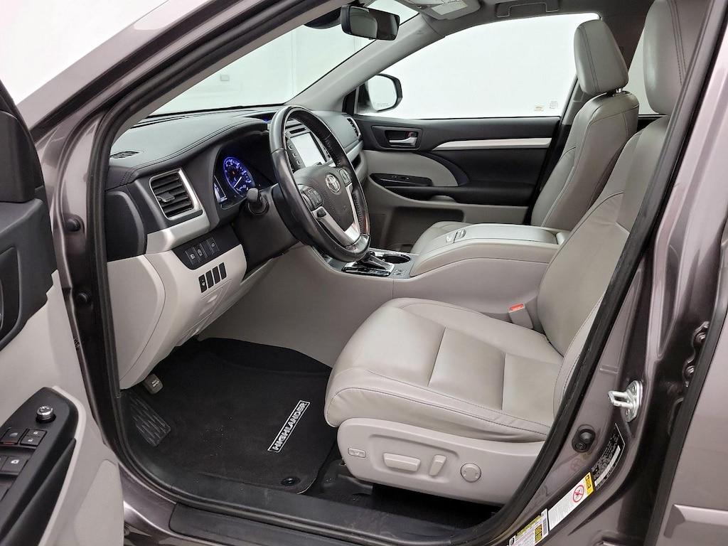 used 2019 Toyota Highlander car, priced at $26,998