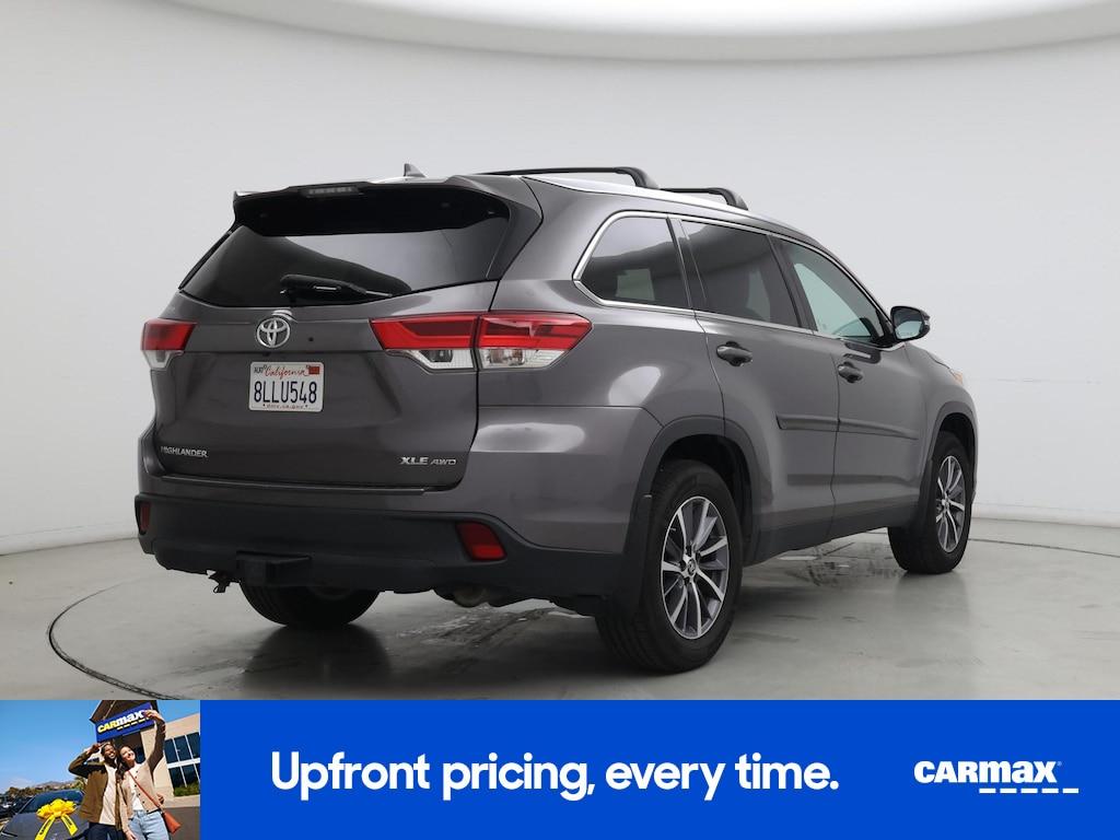 used 2019 Toyota Highlander car, priced at $26,998