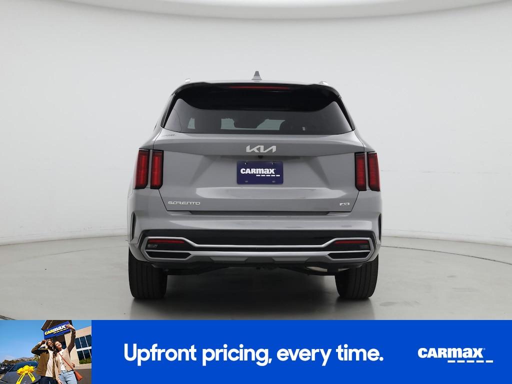 used 2023 Kia Sorento car, priced at $30,998