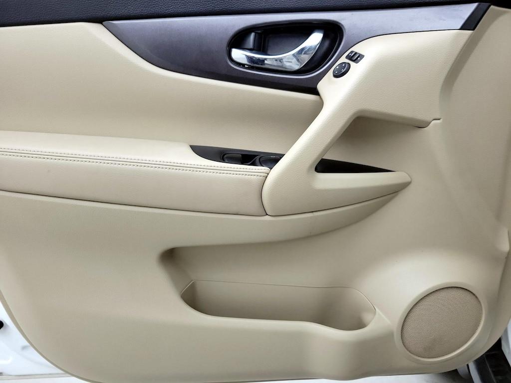 used 2016 Nissan Rogue car, priced at $13,599