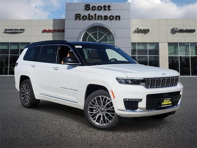 new 2025 Jeep Grand Cherokee L car, priced at $61,225