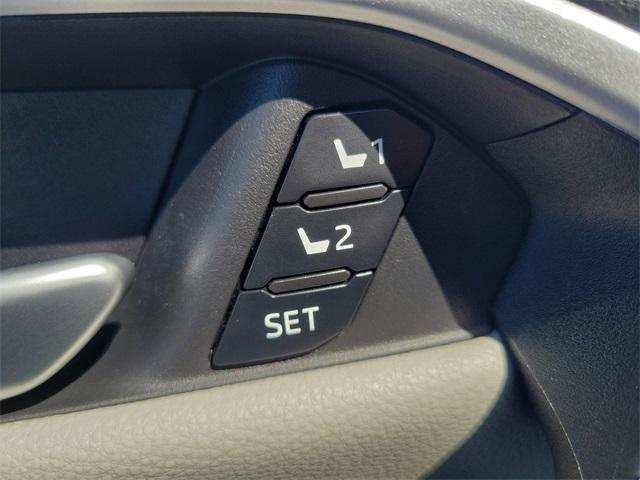 2021 Midnight Black Metallic Toyota RAV4
