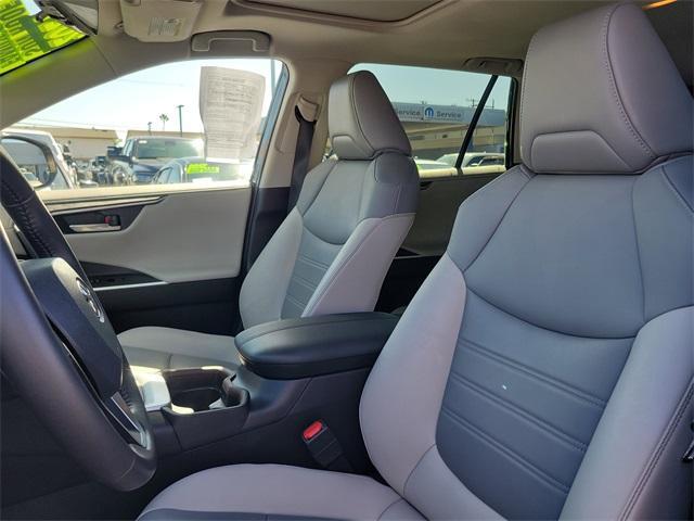2021 Midnight Black Metallic Toyota RAV4
