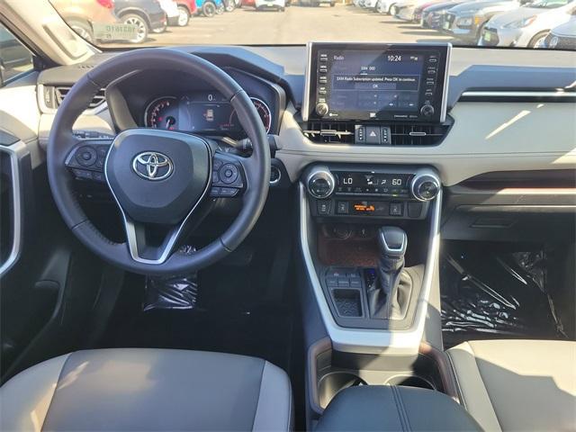 2021 Midnight Black Metallic Toyota RAV4