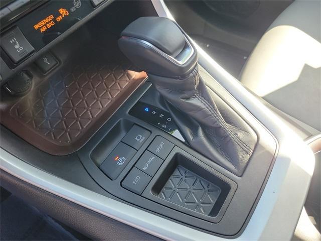 2021 Midnight Black Metallic Toyota RAV4