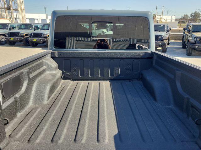 new 2026 Jeep Gladiator car, priced at $44,968