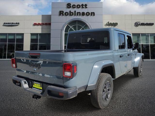 new 2026 Jeep Gladiator car, priced at $44,968