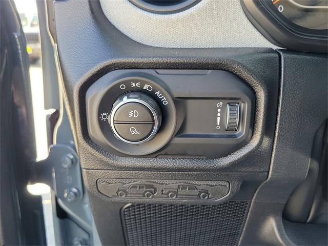 new 2026 Jeep Gladiator car, priced at $46,500