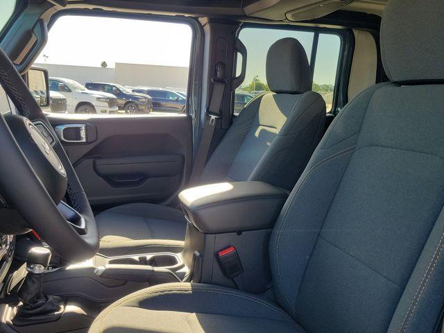 new 2026 Jeep Gladiator car, priced at $44,968