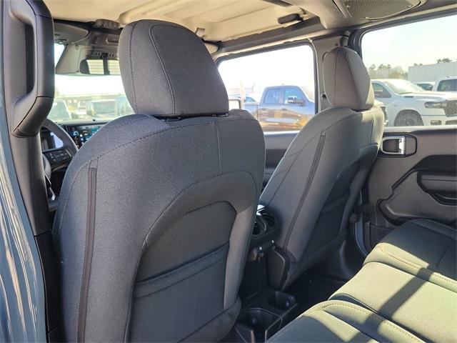 new 2026 Jeep Gladiator car, priced at $46,500