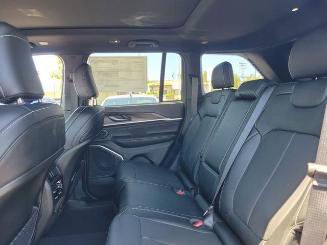 new 2026 Jeep Grand Cherokee car, priced at $51,305