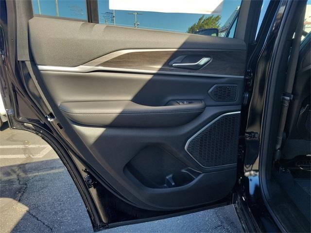 new 2026 Jeep Grand Cherokee car, priced at $49,210