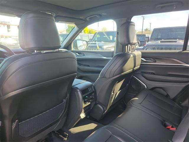 new 2026 Jeep Grand Cherokee car, priced at $49,210