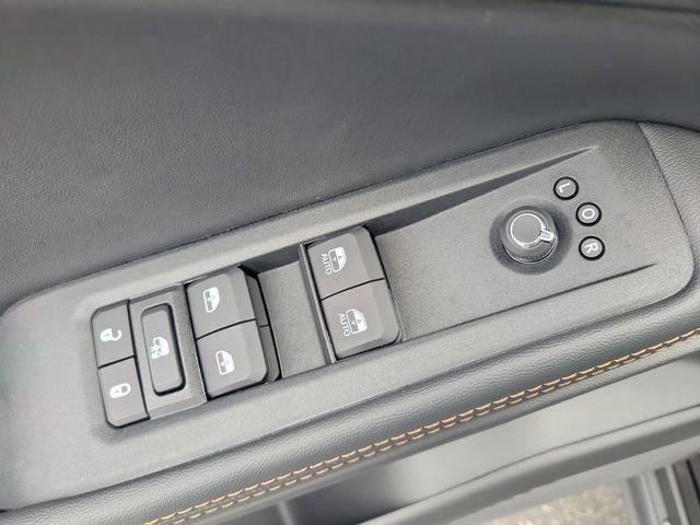new 2026 Jeep Cherokee car, priced at $41,590