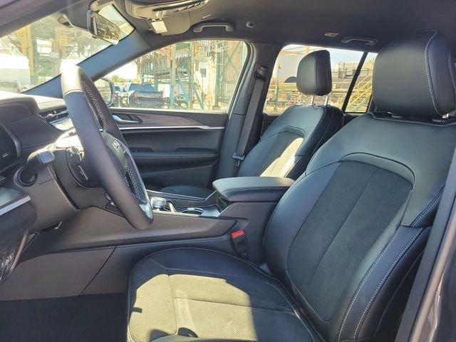 new 2026 Jeep Grand Cherokee car, priced at $49,245